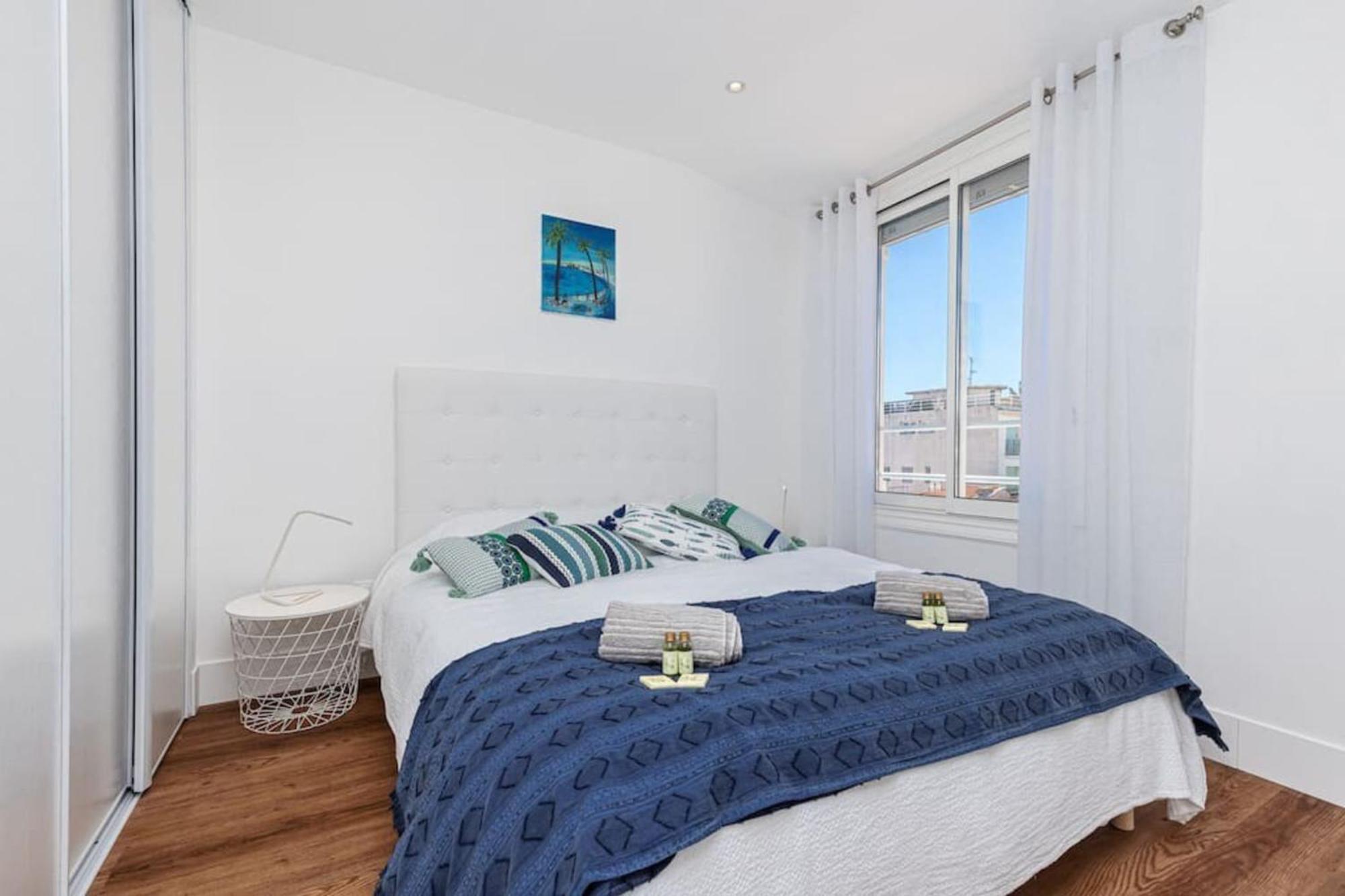 Spitalieri- Sunny Terrace With View -new Nizza